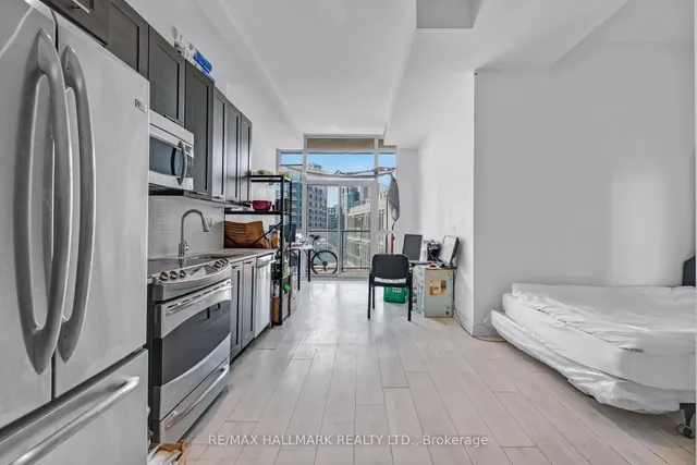 Additional image 5 of 169 Fort York Blvd Unit 913