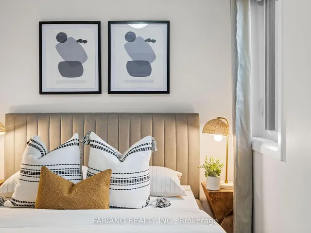 Additional image 24 of 55 Thomas Mulholland Dr Unit 8