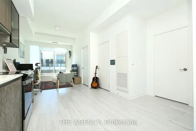 Additional image 14 of 395 Dundas St