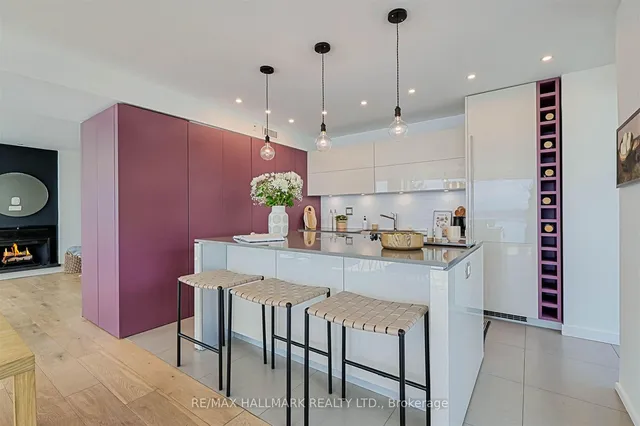 Additional image 17 of 401 Queens Quay Unit 307