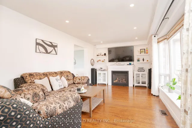 Additional image 7 of 3 Crawley Dr