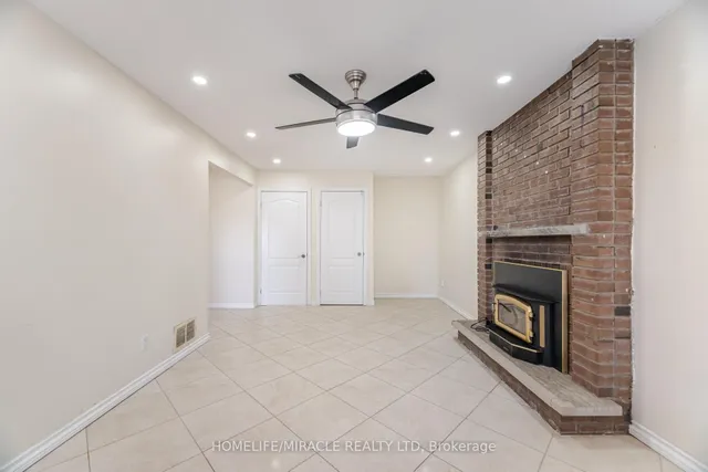 Additional image 29 of 35 Bay Crest Dr