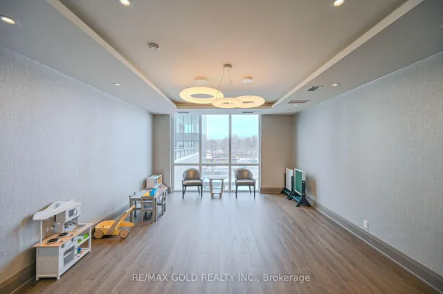 Additional image 25 of 15 Lynch St Unit 408