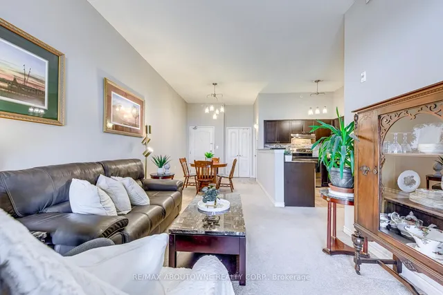 Additional image 13 of 1470 Main St Unit 401