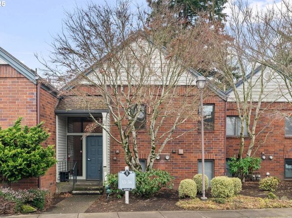 14945 NE Sacramento St, Portland, OR 97230