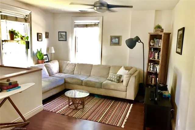 Additional image 36 of 332 King St