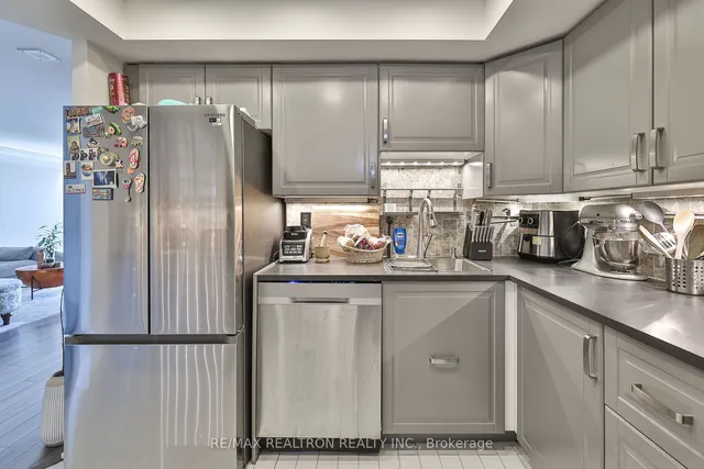 Additional image 15 of 65 Scadding Ave Unit 610