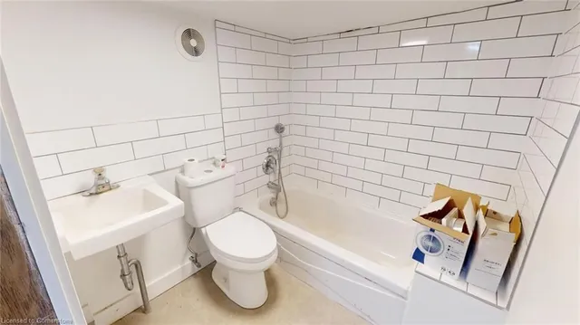 Additional image 11 of 36 Mitchell Ave