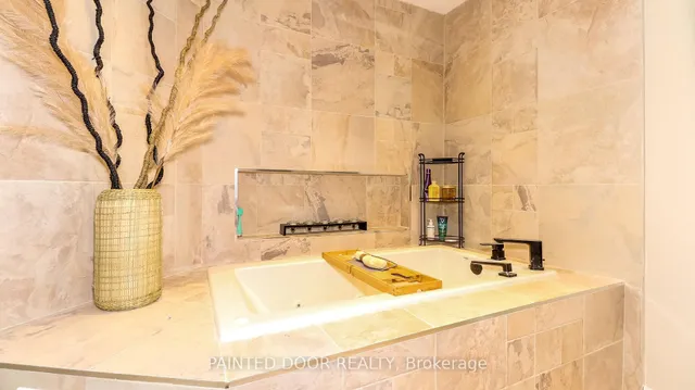 Additional image 23 of 20 Manett Cres