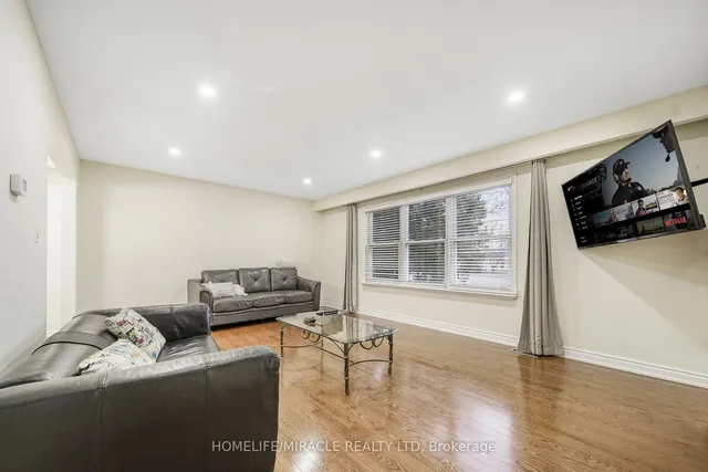 Additional image 23 of 38 River View Dr