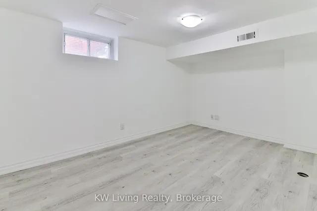 Additional image 22 of 11 Dorine Cres