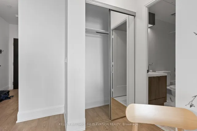 Additional image 23 of 101 Erskine Ave Unit 2303