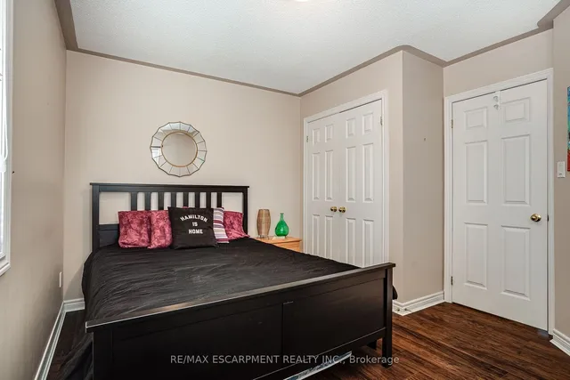 Additional image 35 of 100 Beddoe Dr Unit 27