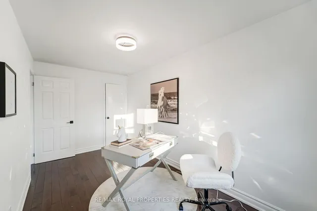 Additional image 27 of 22 Rupert St