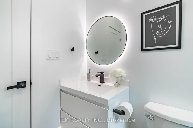 Additional image 35 of 562 Pape Ave