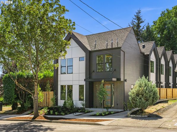 1790 SE Spokane St, Portland, OR