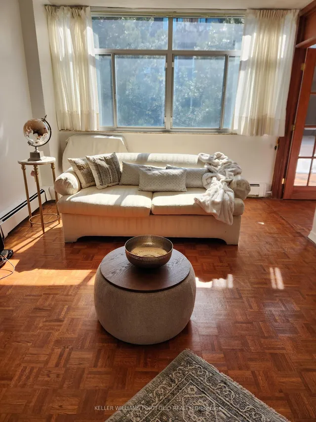 335 Lonsdale Rd Unit 510