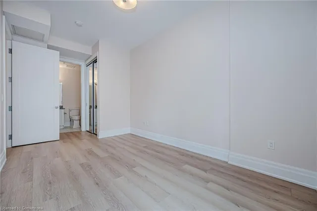 Additional image 20 of 112 King St Unit 806