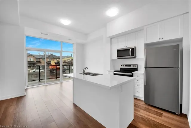 Additional image 16 of 460 Dundas St Unit 122