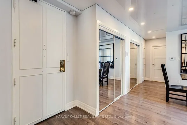 Additional image 14 of 33 Harbour Sq Unit 2440