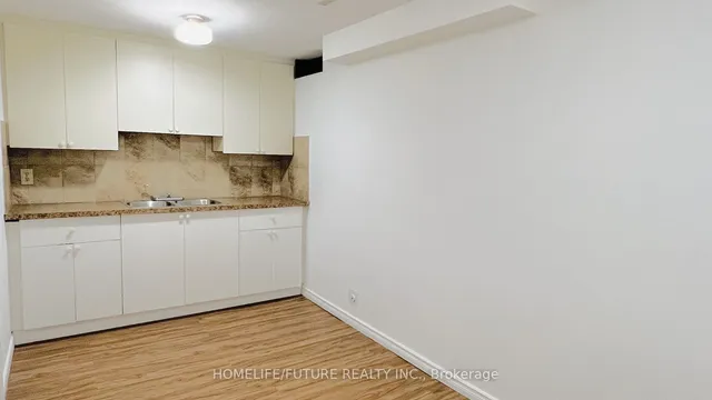 Additional image 31 of 16 Newington Cres