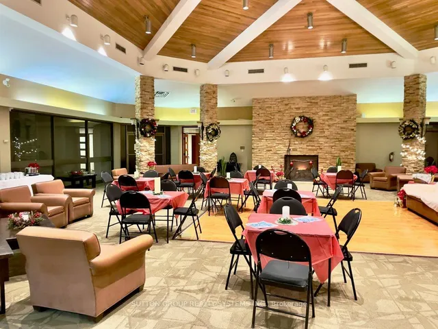 Additional image 38 of 2267 Lakeshore Blvd Unit 923