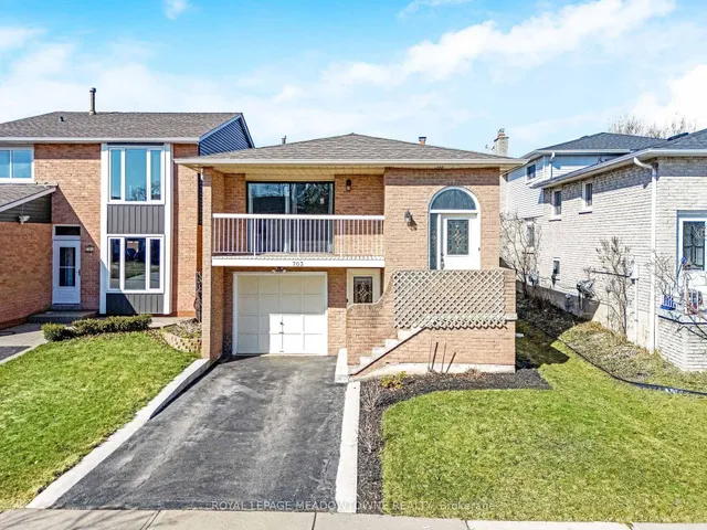 703 Laurier Ave