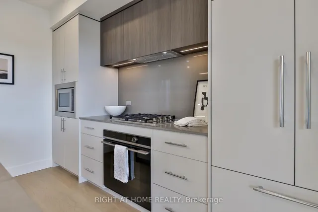 Additional image 6 of 2343 Gerrard St Unit Centre