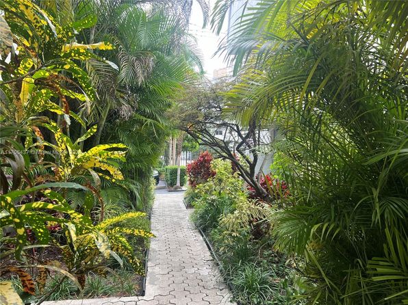 3042 SW 27th Ave #8, Miami, FL 33133