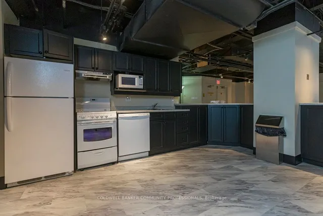 Additional image 38 of 36 James St Unit 702