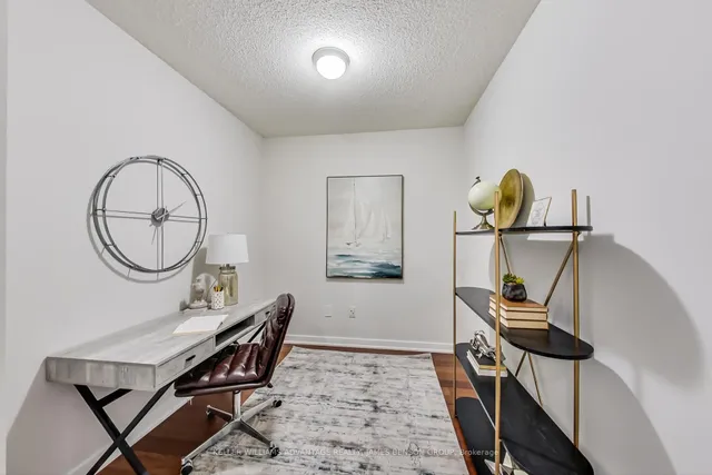 Additional image 19 of 35 Mariner Terr Unit 209