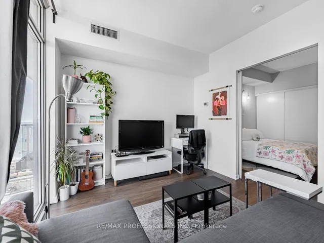 Additional image 16 of 105 The Queensway N/A Unit 2113