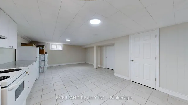 Additional image 35 of 8 Hogan Dr