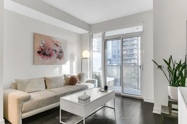 Additional image 9 of 330 Richmond St Unit 921