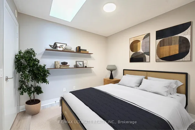 Additional image 34 of 330 Village Green Sq Unit TH 06