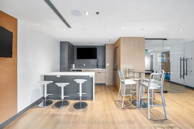 Additional image 30 of 281 Mutual St Unit 2102