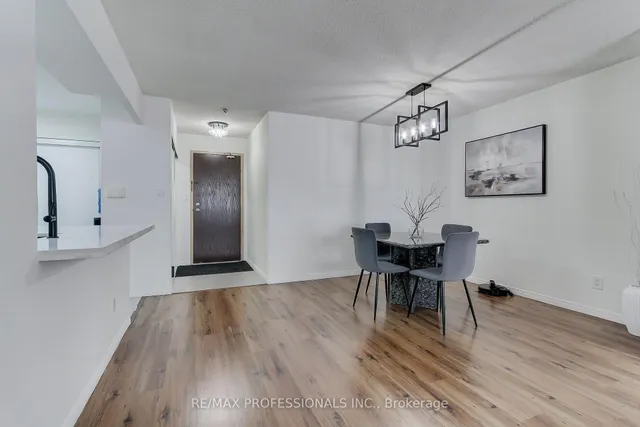 Additional image 12 of 30 Greenfield Ave Unit 409