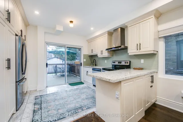 Additional image 9 of 102 Springdale Blvd