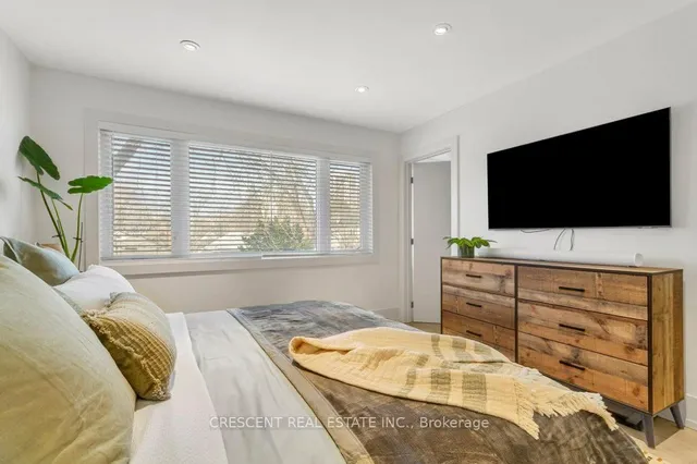 Additional image 29 of 1204 Islington Ave