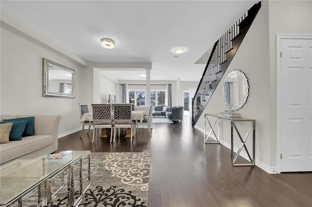 Additional image 22 of 88 Bellroyal Cres