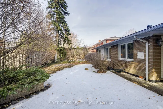 Additional image 41 of 14 Foursome Cres