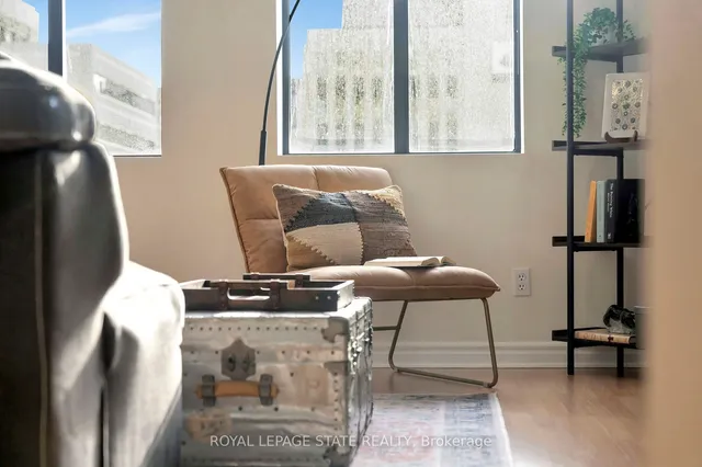 Additional image 30 of 36 James St Unit 701