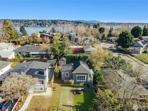 8326 Seward Park Avenue S, Seattle, WA 98118