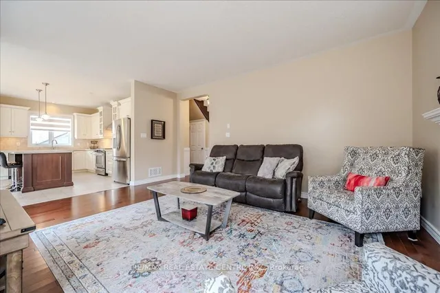 Additional image 10 of 917 Fung Pl