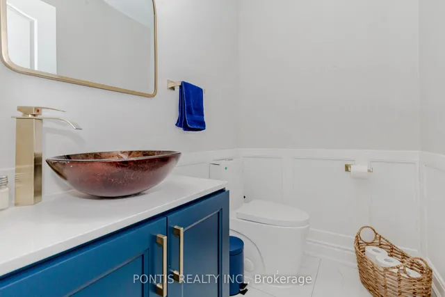 Additional image 33 of 33 Tight Crt