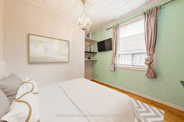 Additional image 21 of 249 East 43rd St