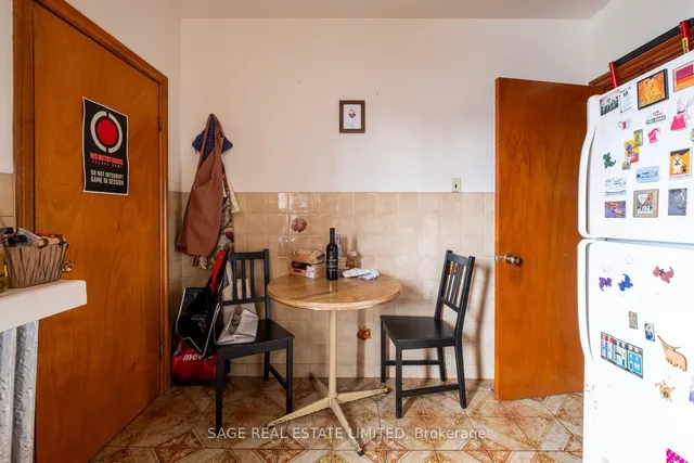 Additional image 12 of 112 Beatrice St