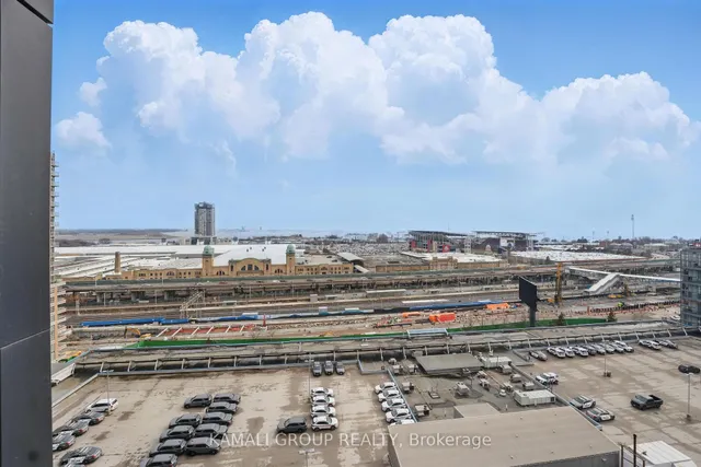 Additional image 3 of 135 East Liberty St Unit 1203