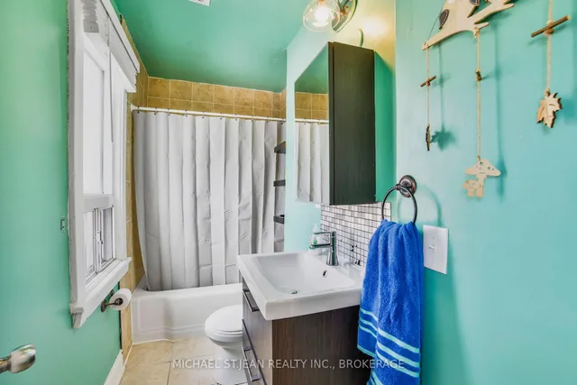 Additional image 23 of 14 East 31st St