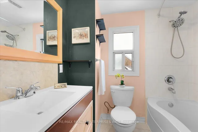 Additional image 13 of 3 Rockwell Ave